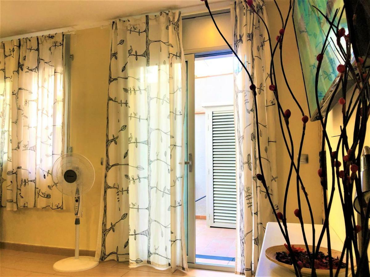 Lloret Beach Apartments Lloret de Mar Bagian luar foto